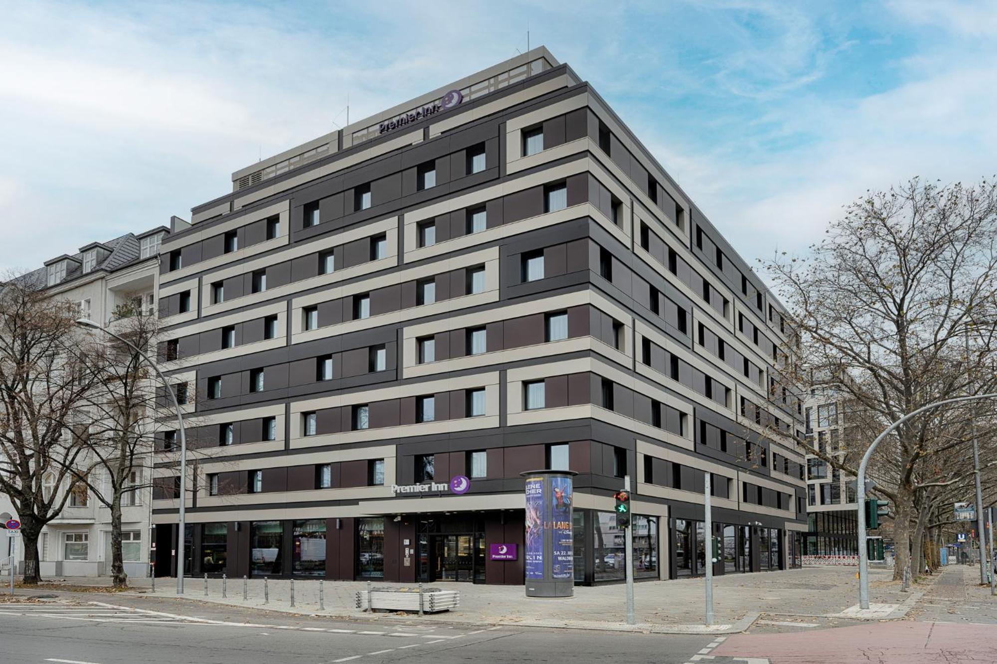 Premier Inn Berlin City Wilmersdorf Berlim Exterior foto