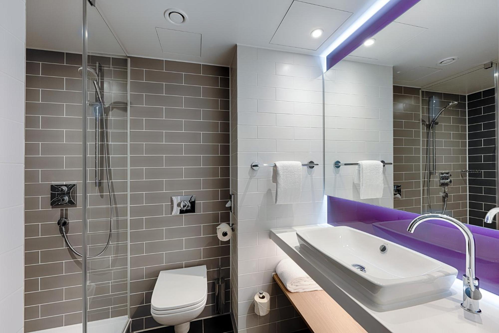 Premier Inn Berlin City Wilmersdorf Berlim Exterior foto